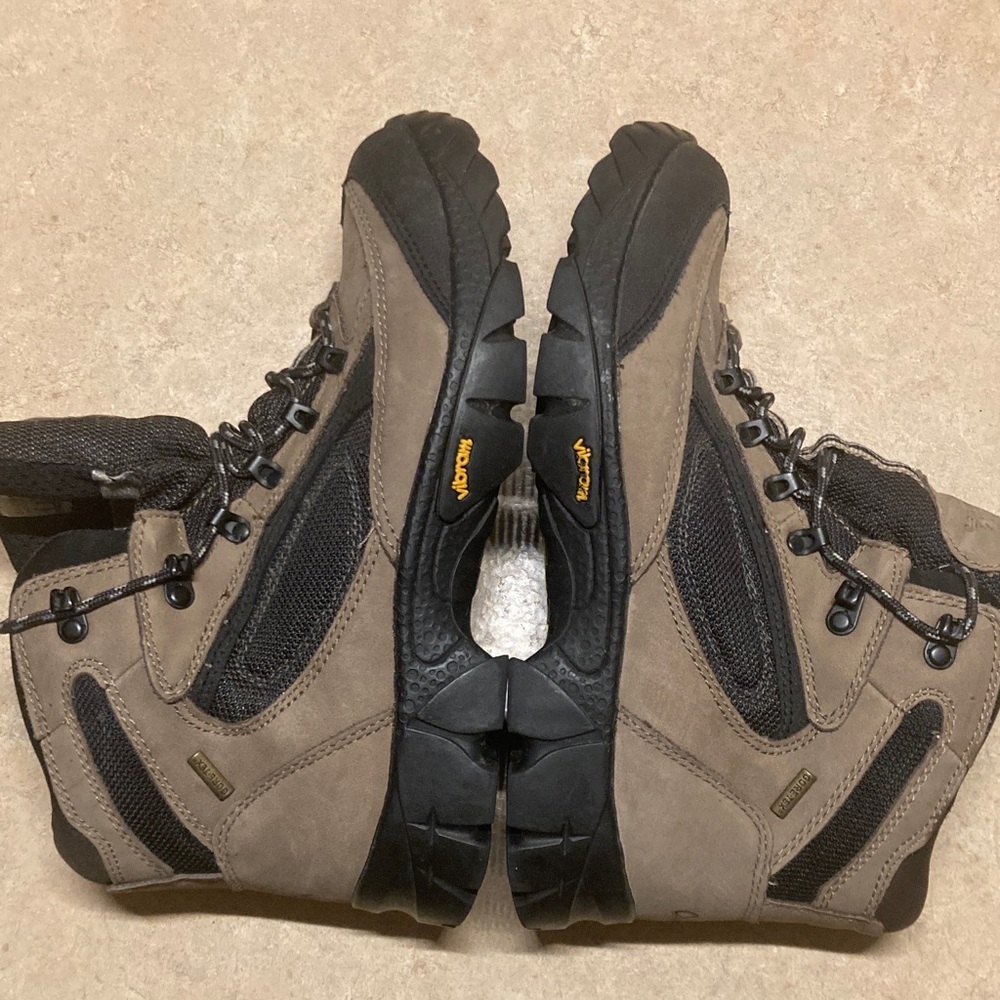Cabela's Brown and Black Men's Hiking Boots - Picture 3 of 4